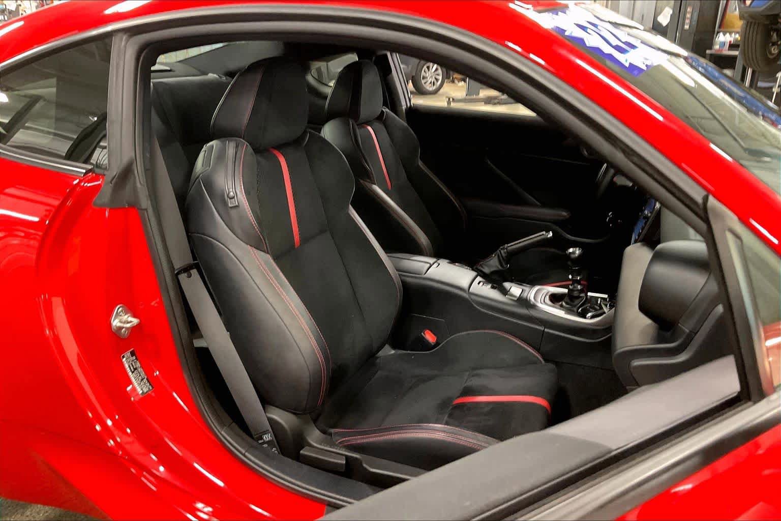 Used 2022 Subaru BRZ Limited RWD image 9