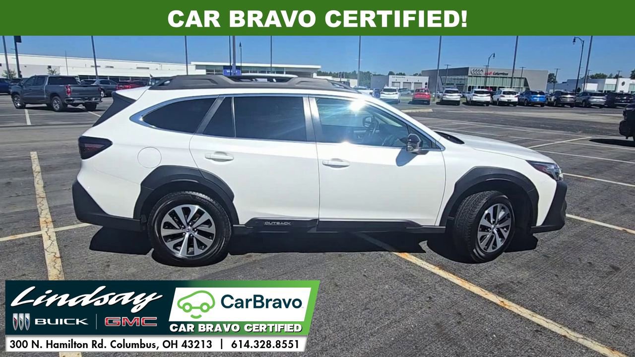 Used 2023 Subaru Outback Premium image 9