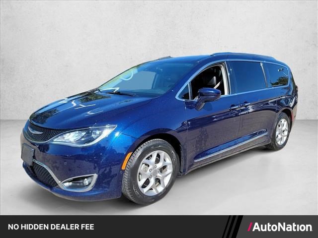 Used 2018 Chrysler Pacifica Touring-L Plus w/ Advanced Safetytec Group FWD video 1