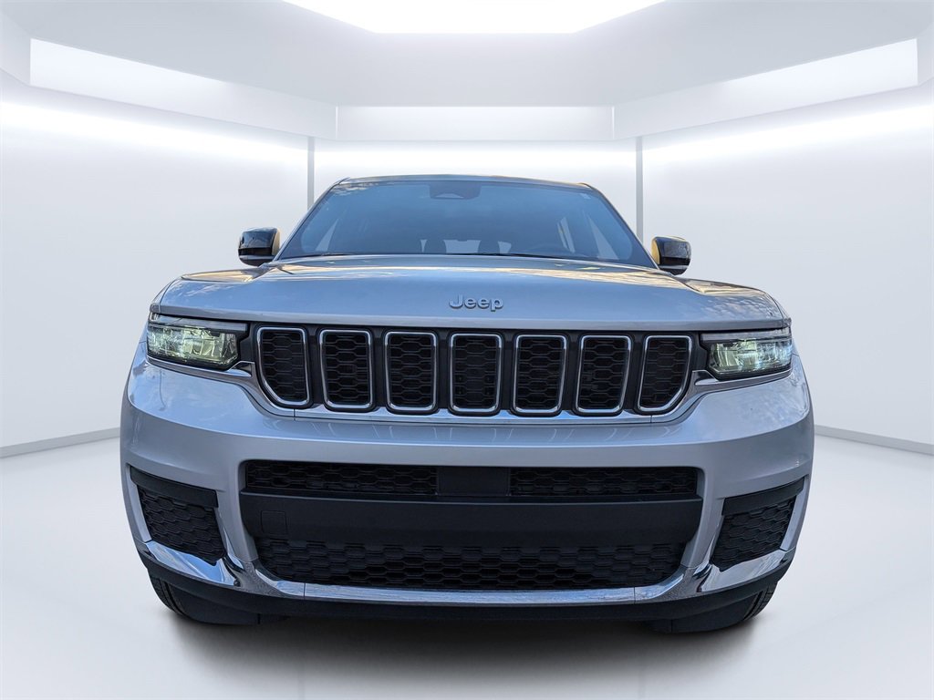 Used 2024 Jeep Grand Cherokee L Laredo w/ Luxury Tech Group I image 8