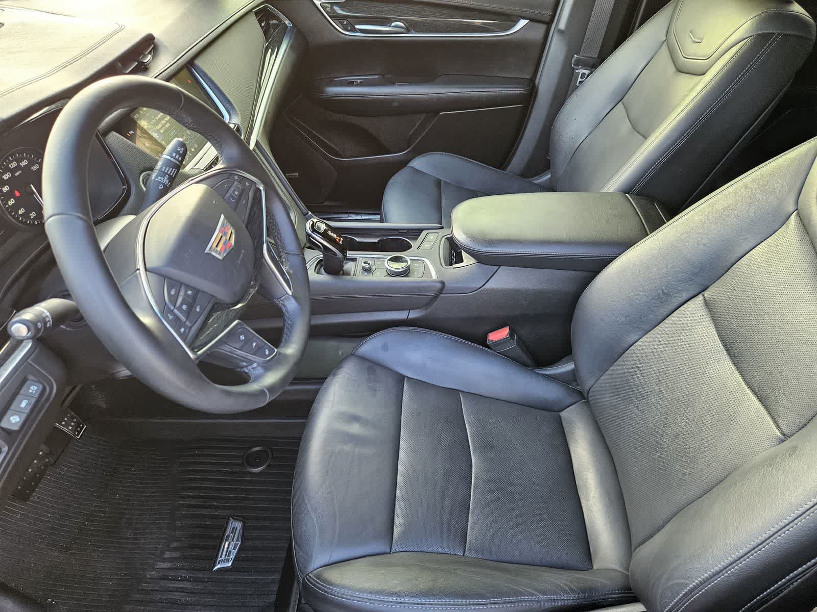 Used 2020 Cadillac XT5 Premium Luxury FWD image 11