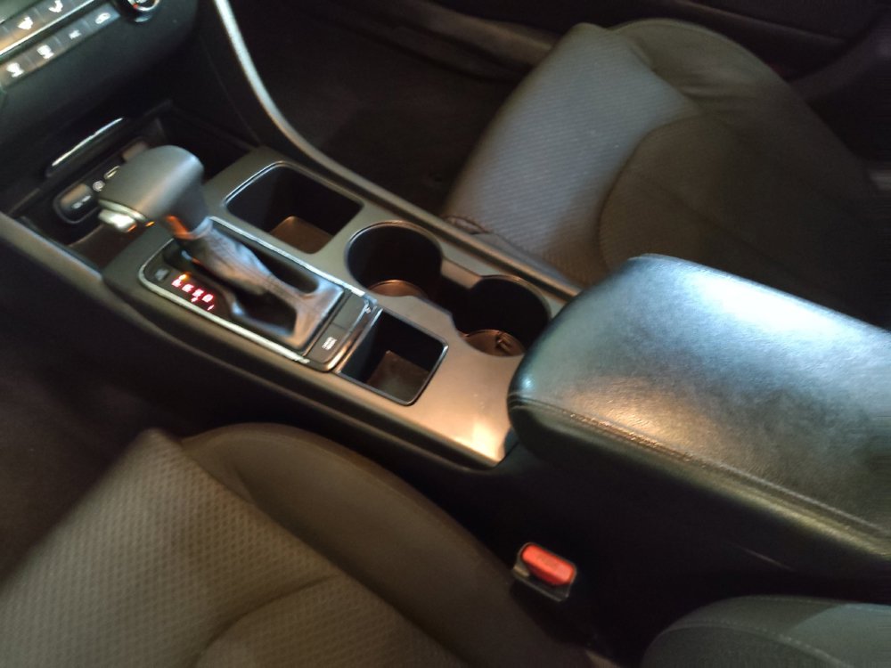 Used 2016 Kia Optima LX image 26