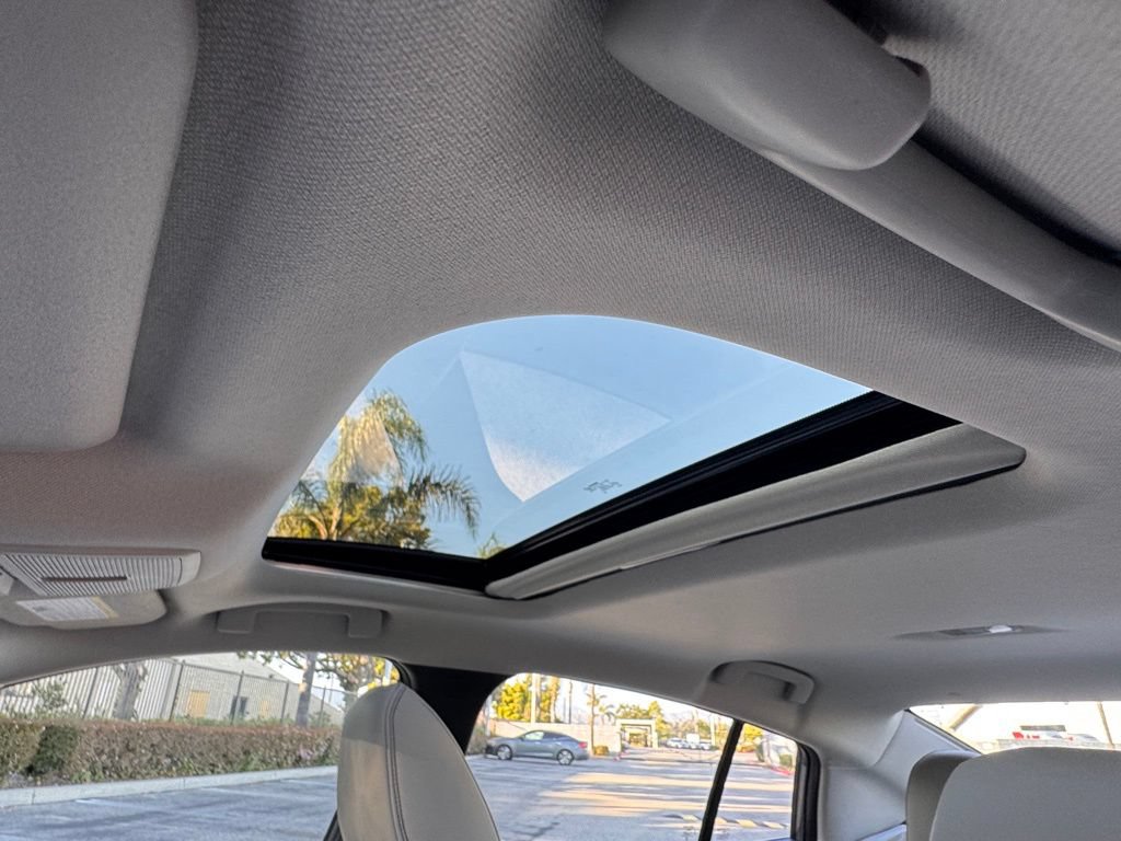 New 2026 Nissan Sentra SL w/ Floor Mat Package FWD image 11