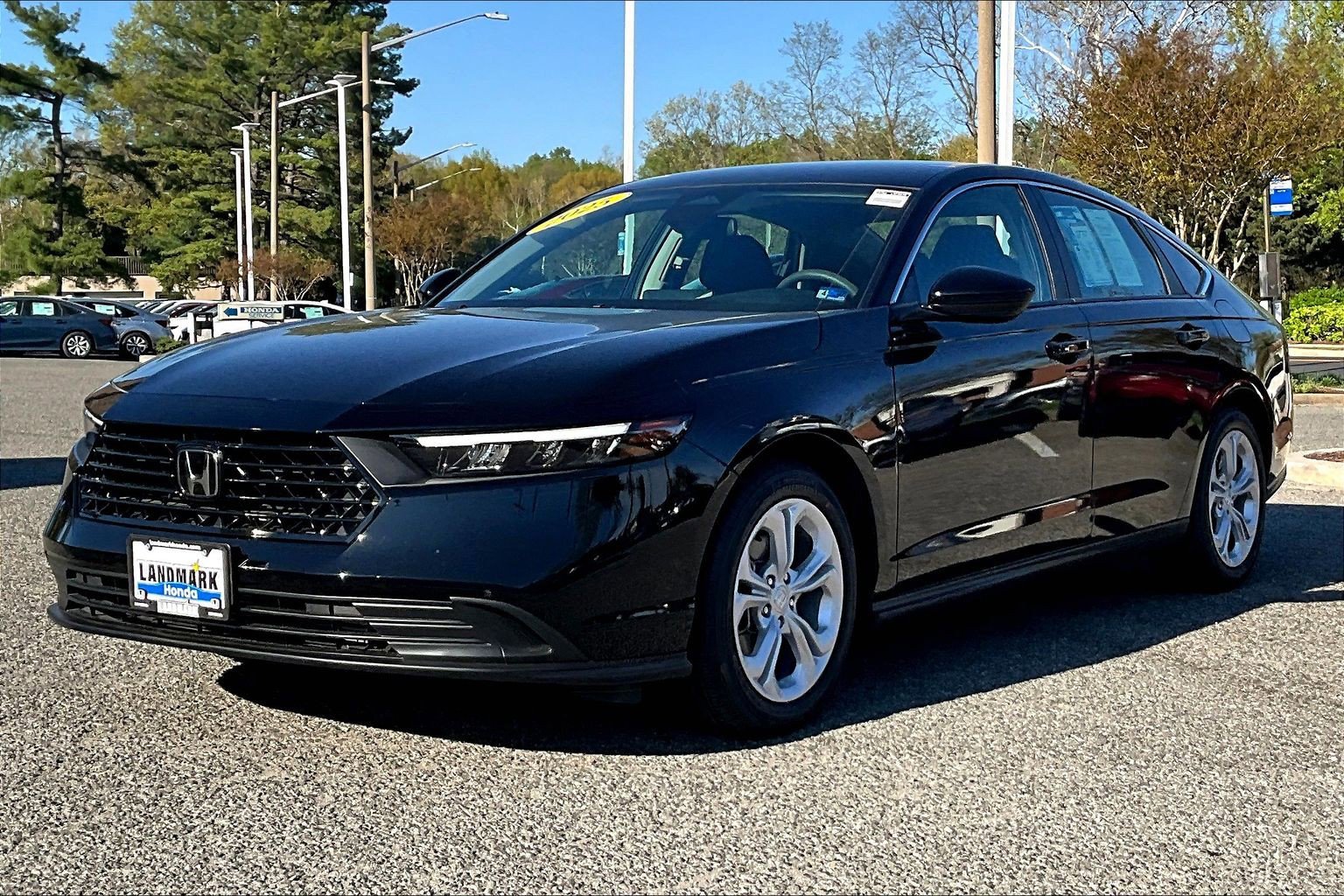 Certified 2025 Honda Accord LX image 1
