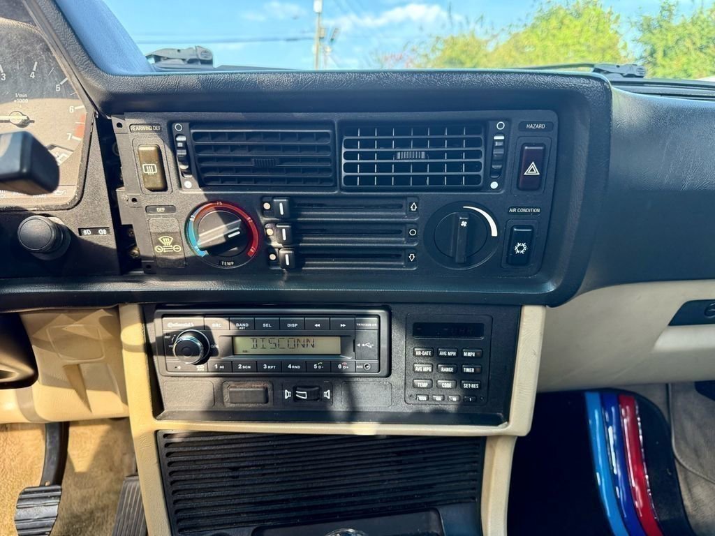 Used 1987 BMW 635CSi Coupe image 24