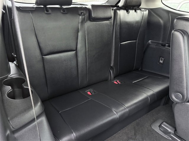 Certified 2025 Toyota Highlander Limited image 17