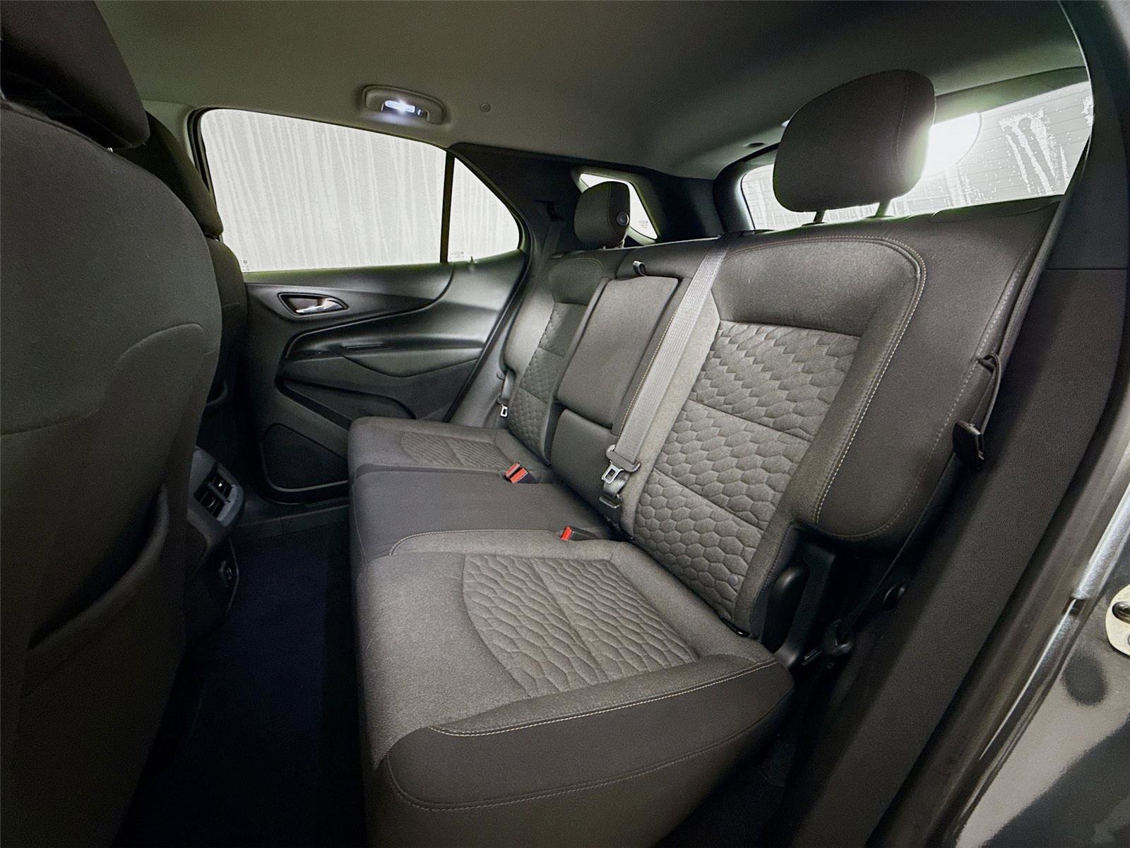 Used 2020 Chevrolet Equinox LT image 23