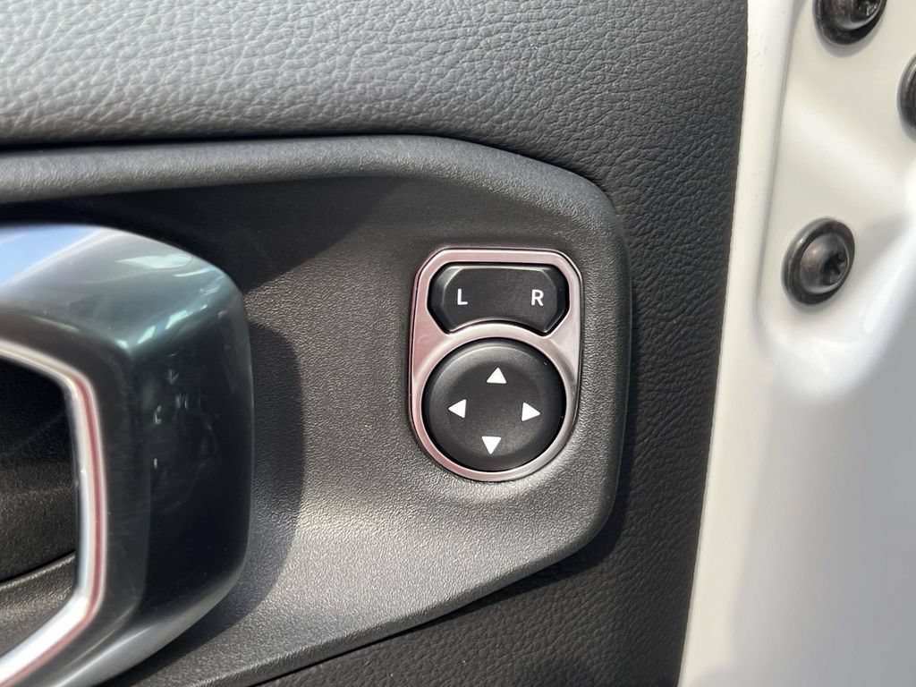 New 2026 Jeep Gladiator Sport AWD/4WD image 16