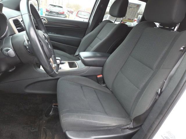 Used 2015 Jeep Grand Cherokee Laredo w/ Quick Order Package 23E image 9