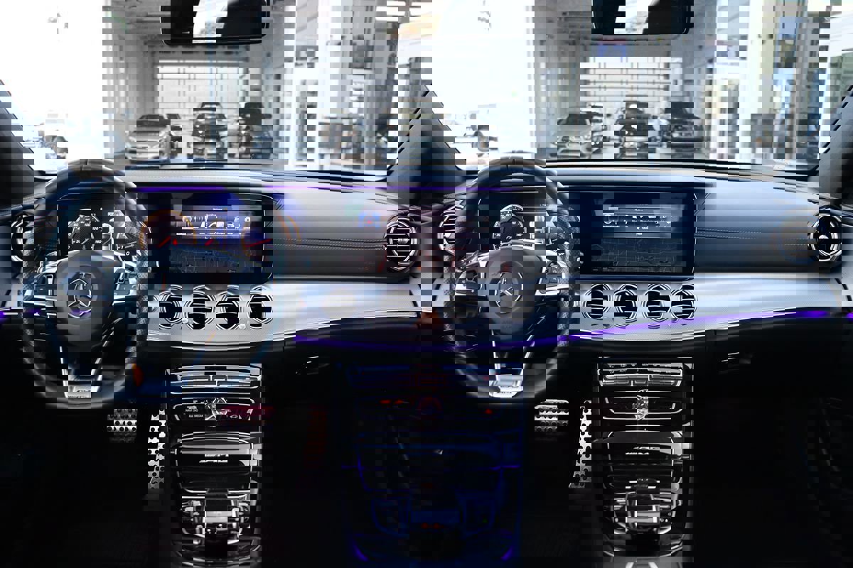 Used 2018 Mercedes-Benz E 63 AMG S image 18