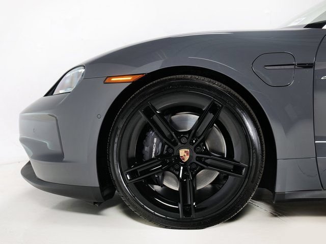 New 2026 Porsche Taycan RWD image 34