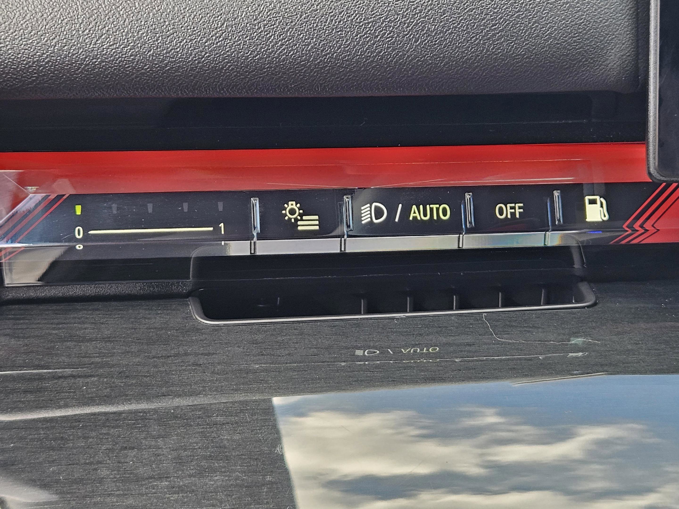 Used 2025 BMW M5 w/ Executive Package AWD/4WD image 33