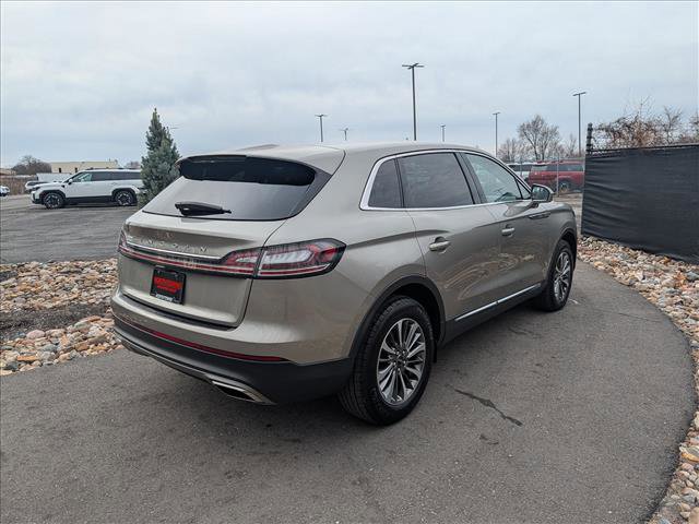 Used 2023 Lincoln Nautilus AWD w/ Premium Package image 5