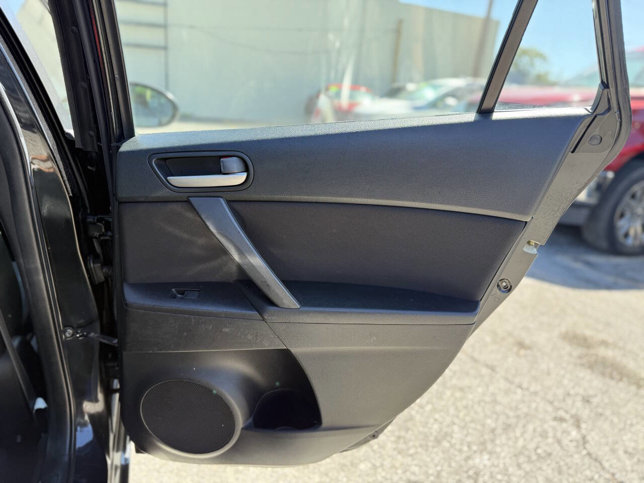 Used 2013 MAZDA MAZDA3 i Touring image 22