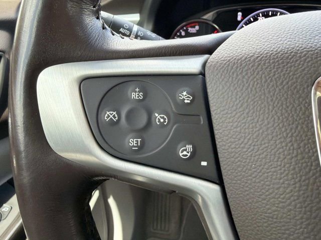 Used 2022 GMC Acadia SLT w/ Technology Package image 27