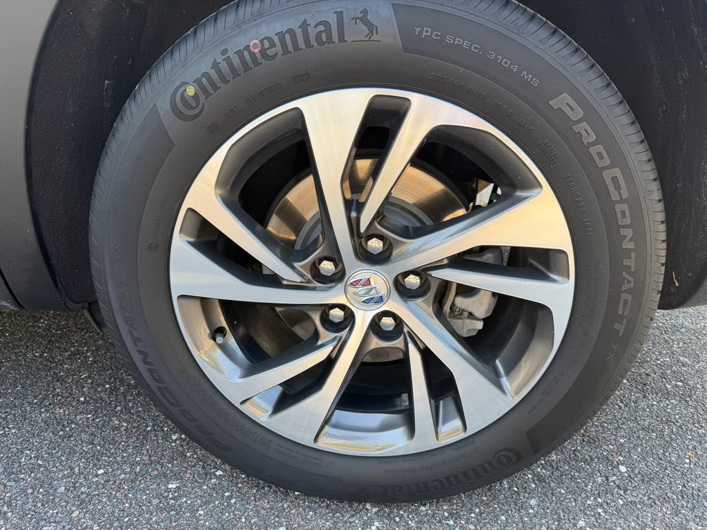 Used 2023 Buick Envision Essence AWD/4WD image 28
