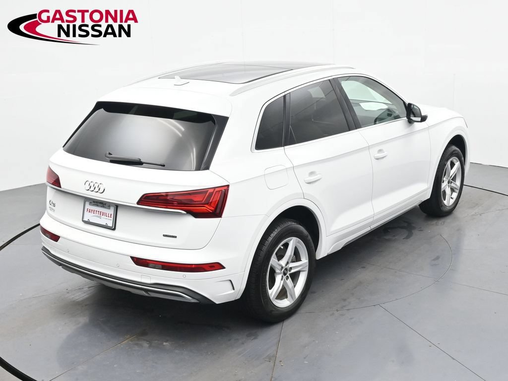 Used 2023 Audi Q5 2.0T Premium w/ Convenience Package AWD/4WD image 29