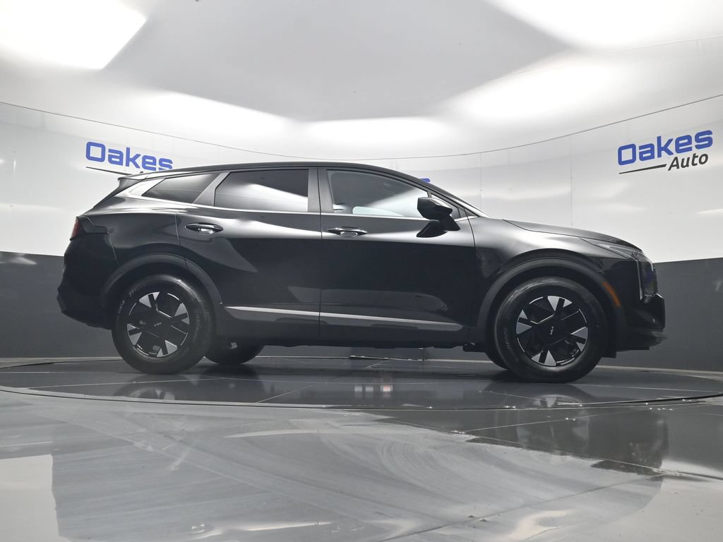 Certified 2026 Kia Sportage LX FWD image 43