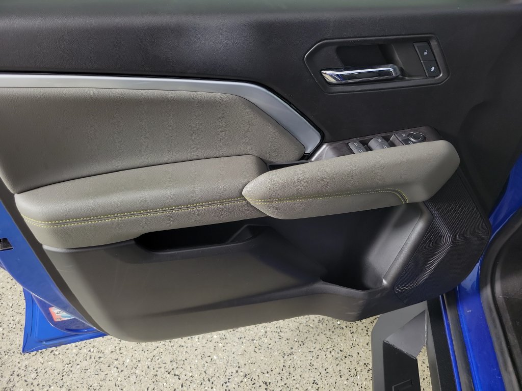 Used 2024 Chevrolet Colorado ZR2 AWD/4WD image 19