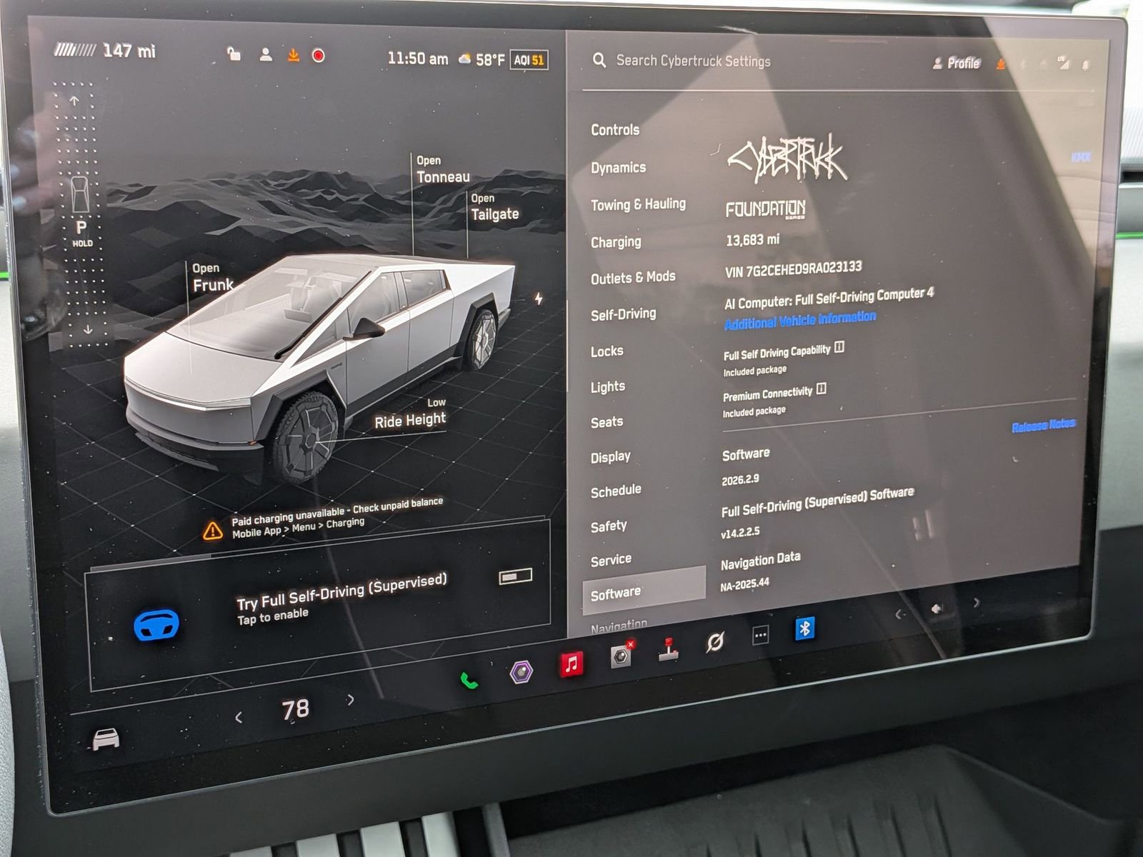Used 2024 Tesla Cybertruck AWD Crew Cab image 19