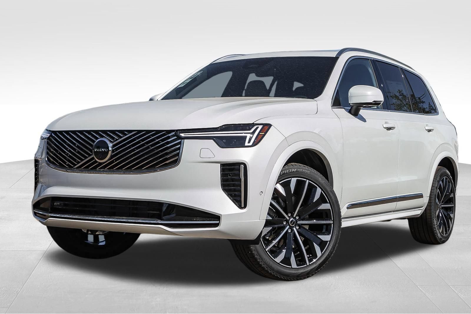 New 2026 Volvo XC90 B5 Plus w/ Protection Package