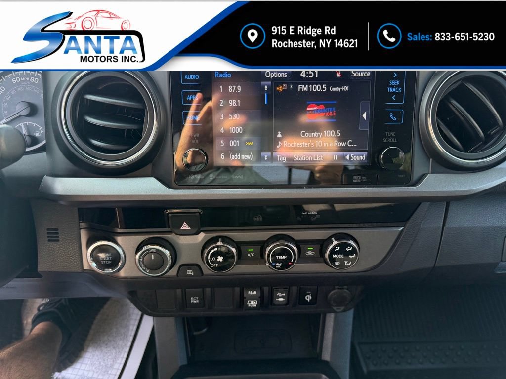 Used 2018 Toyota Tacoma TRD Sport AWD/4WD image 8