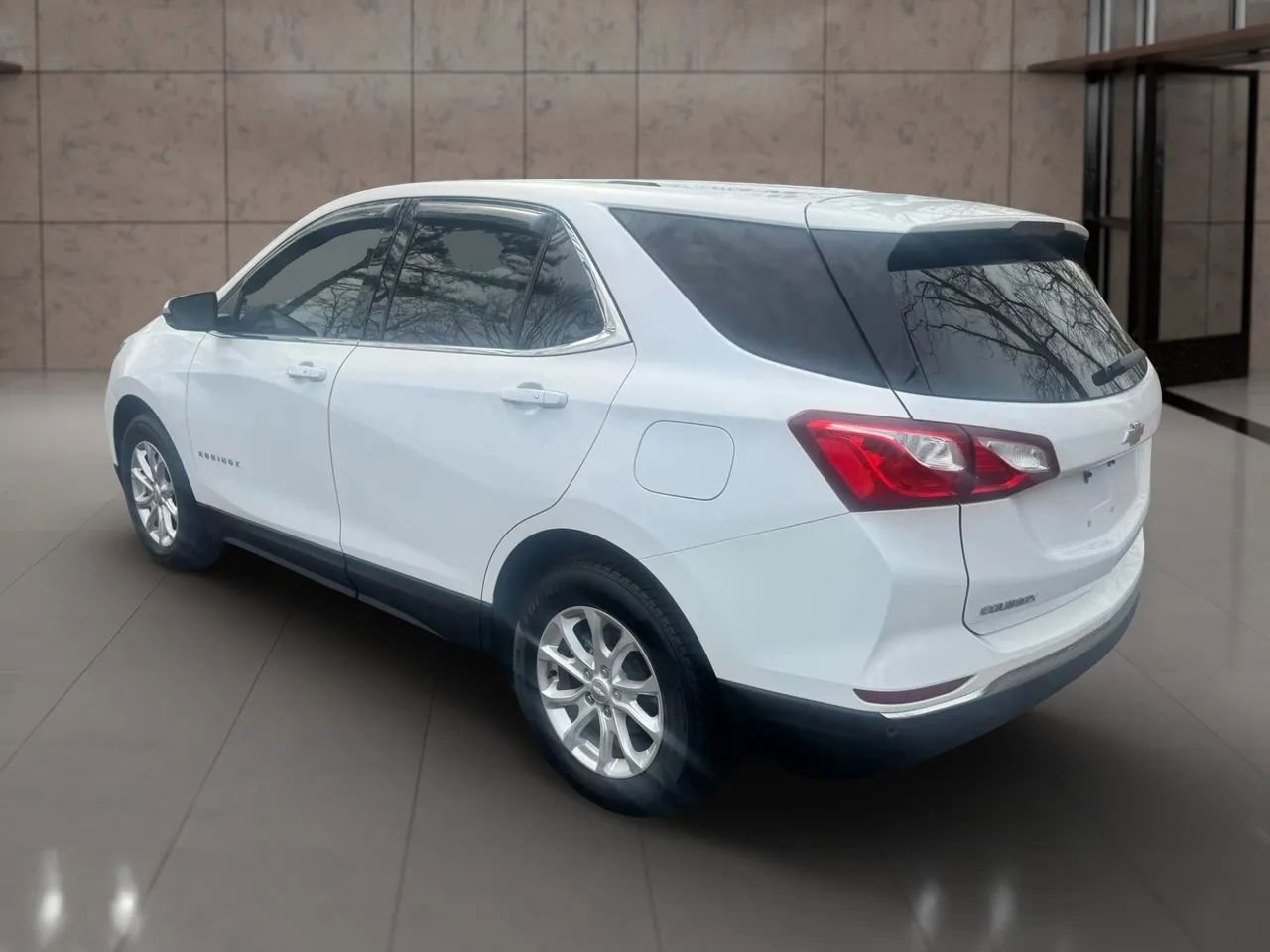 Used 2019 Chevrolet Equinox LT image 5