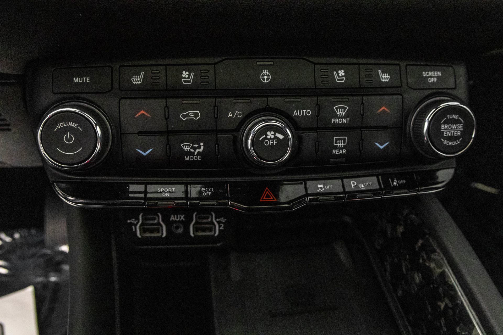 Used 2024 Dodge Durango R/T AWD/4WD image 31