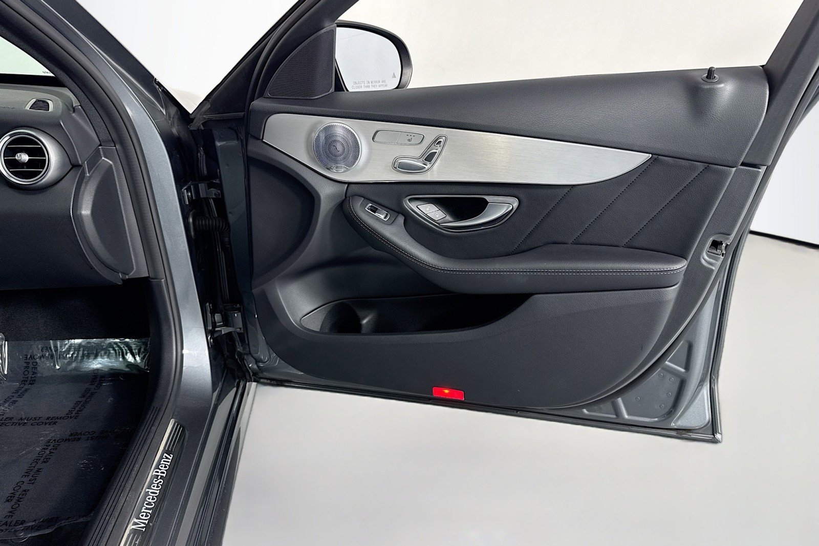 Used 2019 Mercedes-Benz C 300 Sedan image 23