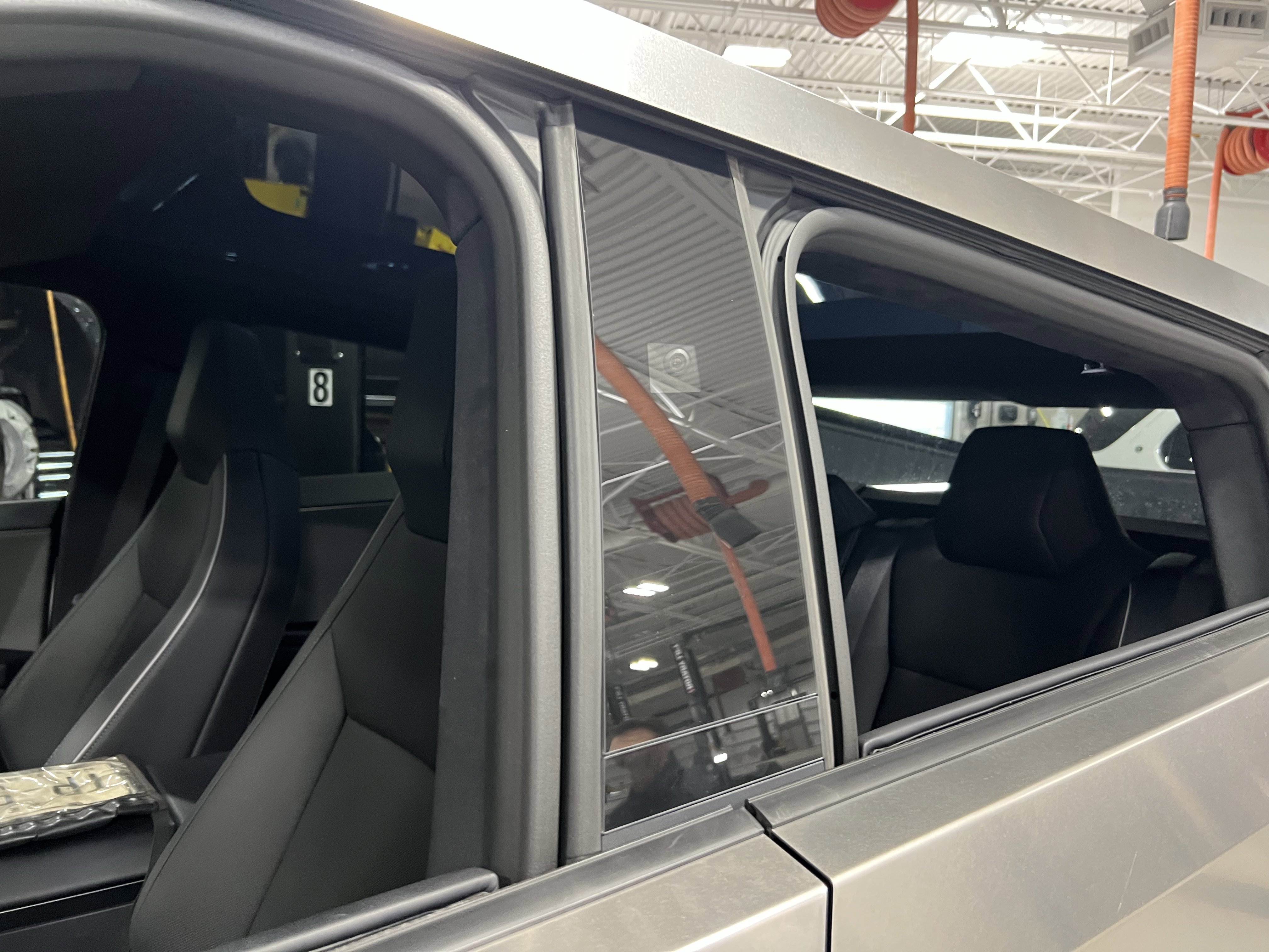 Used 2024 Tesla Cybertruck AWD Crew Cab image 34