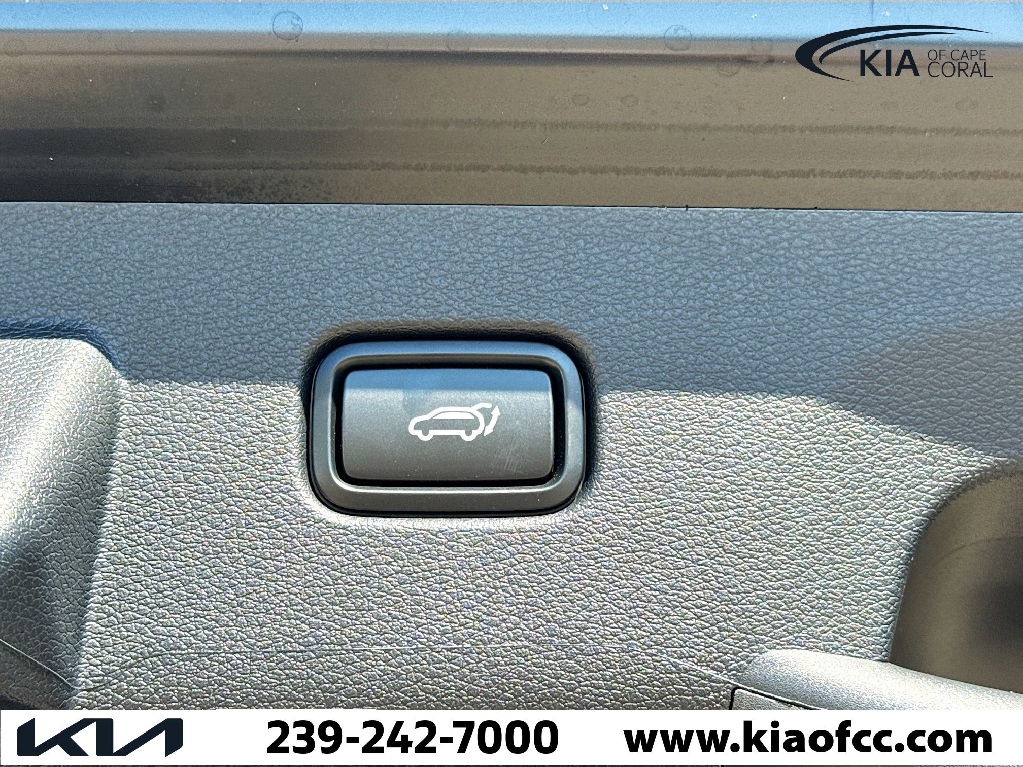 New 2026 Kia Sportage EX image 13