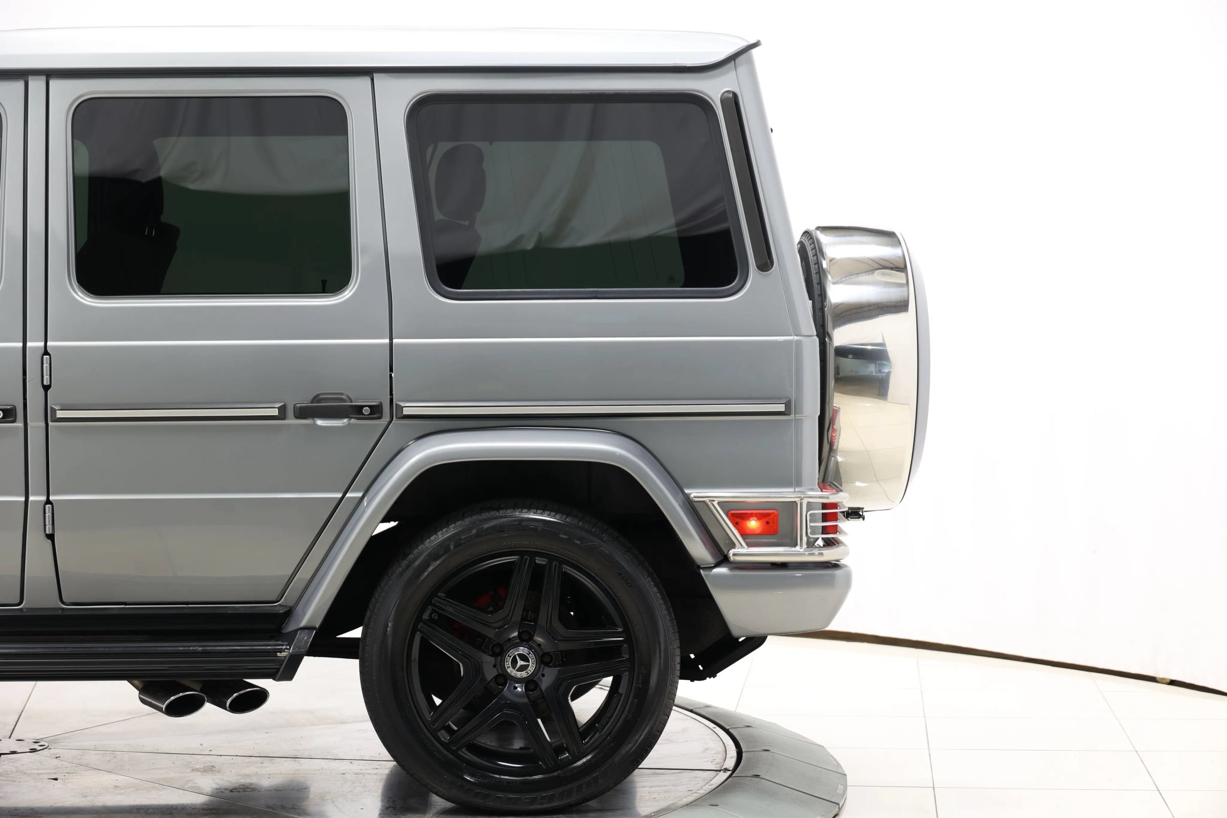 Used 2013 Mercedes-Benz G 63 AMG 4MATIC image 9