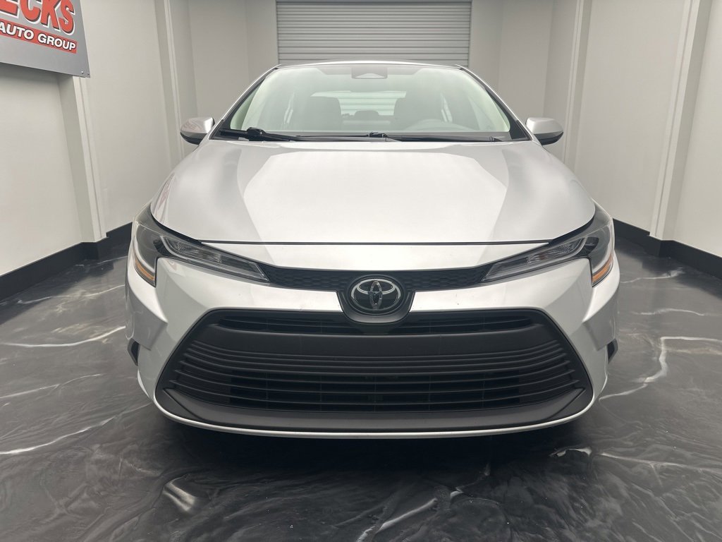 Used 2023 Toyota Corolla LE image 26