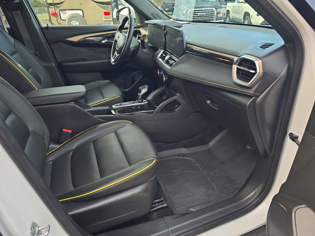 Certified 2025 Chevrolet TrailBlazer ACTIV w/ Driver Confidence Package image 16