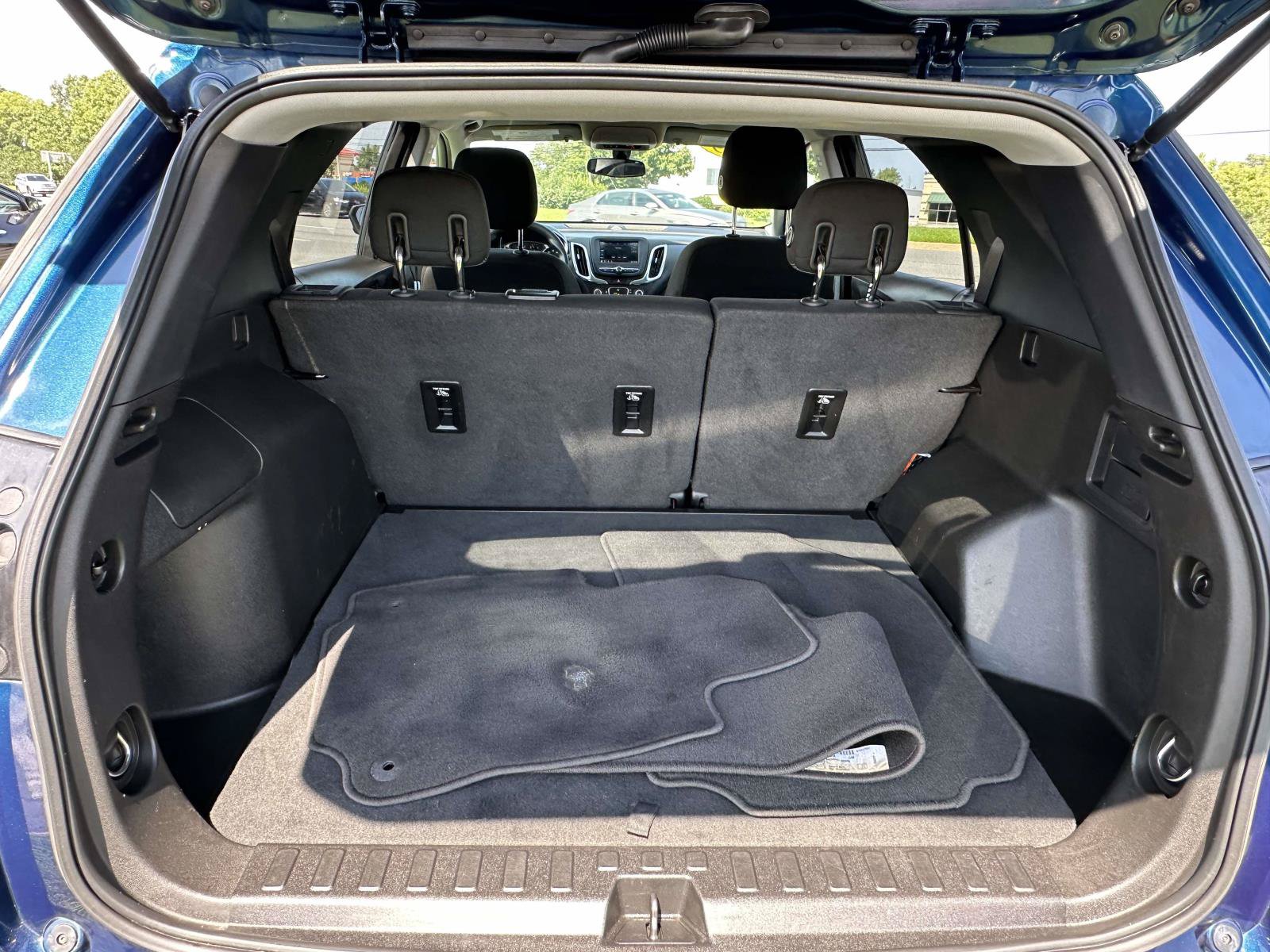 Used 2019 Chevrolet Equinox LT FWD image 28