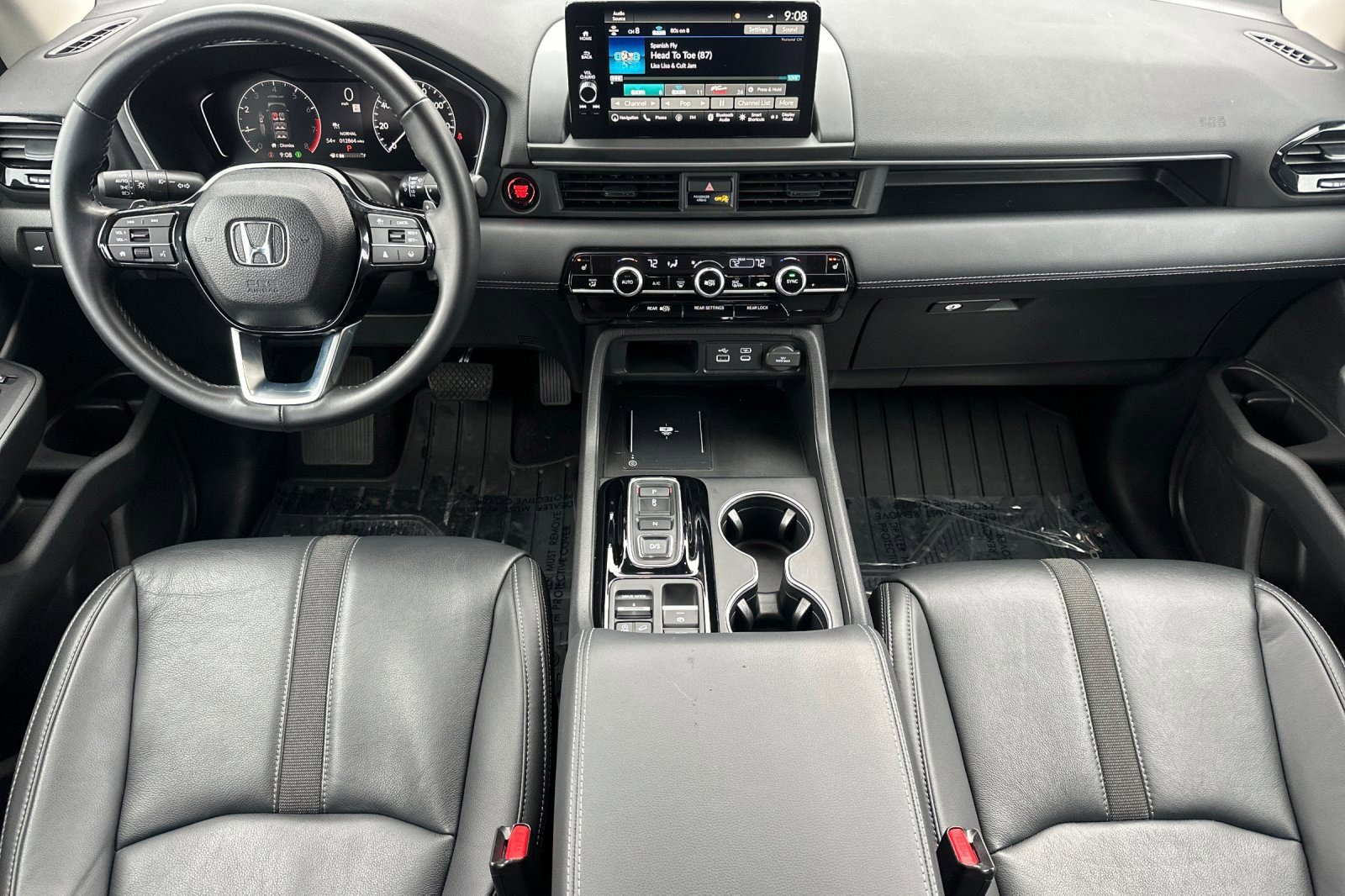 Used 2024 Honda Pilot Touring image 17