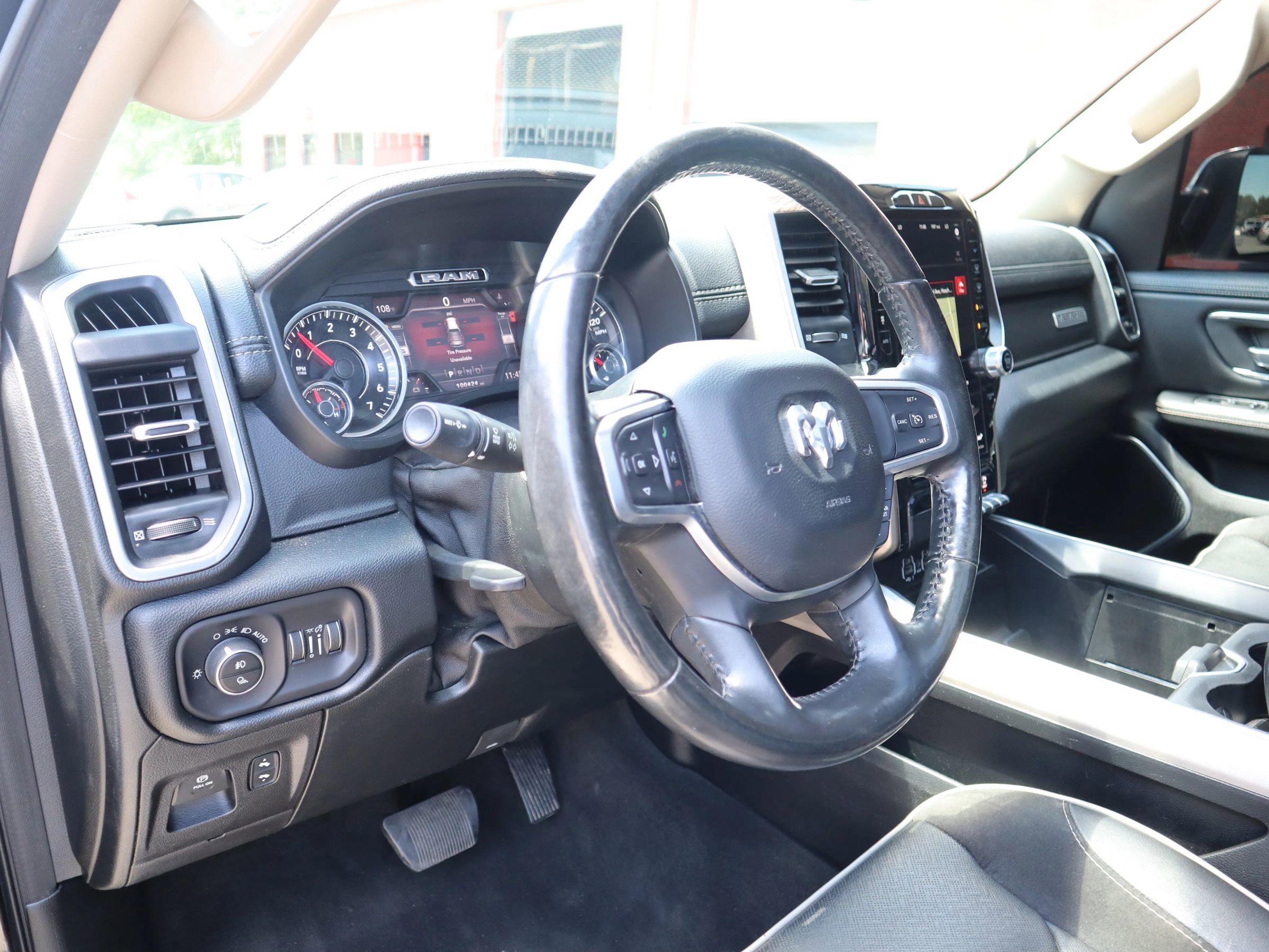 Used 2020 RAM 1500 Laramie image 16