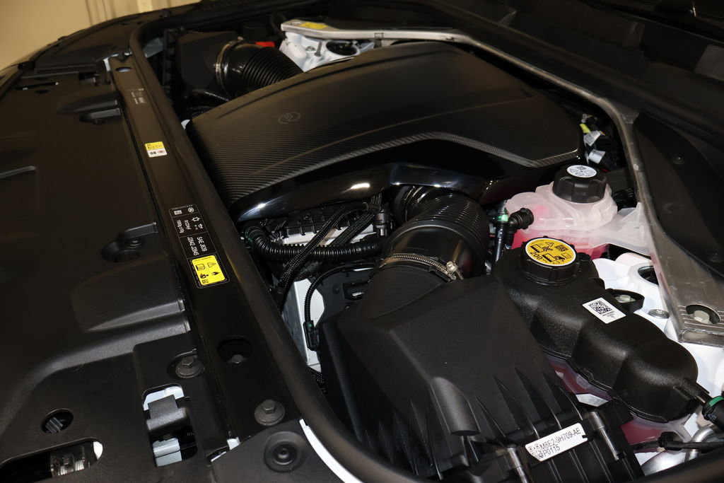 Used 2024 Land Rover Range Rover Long Wheelbase SE image 49