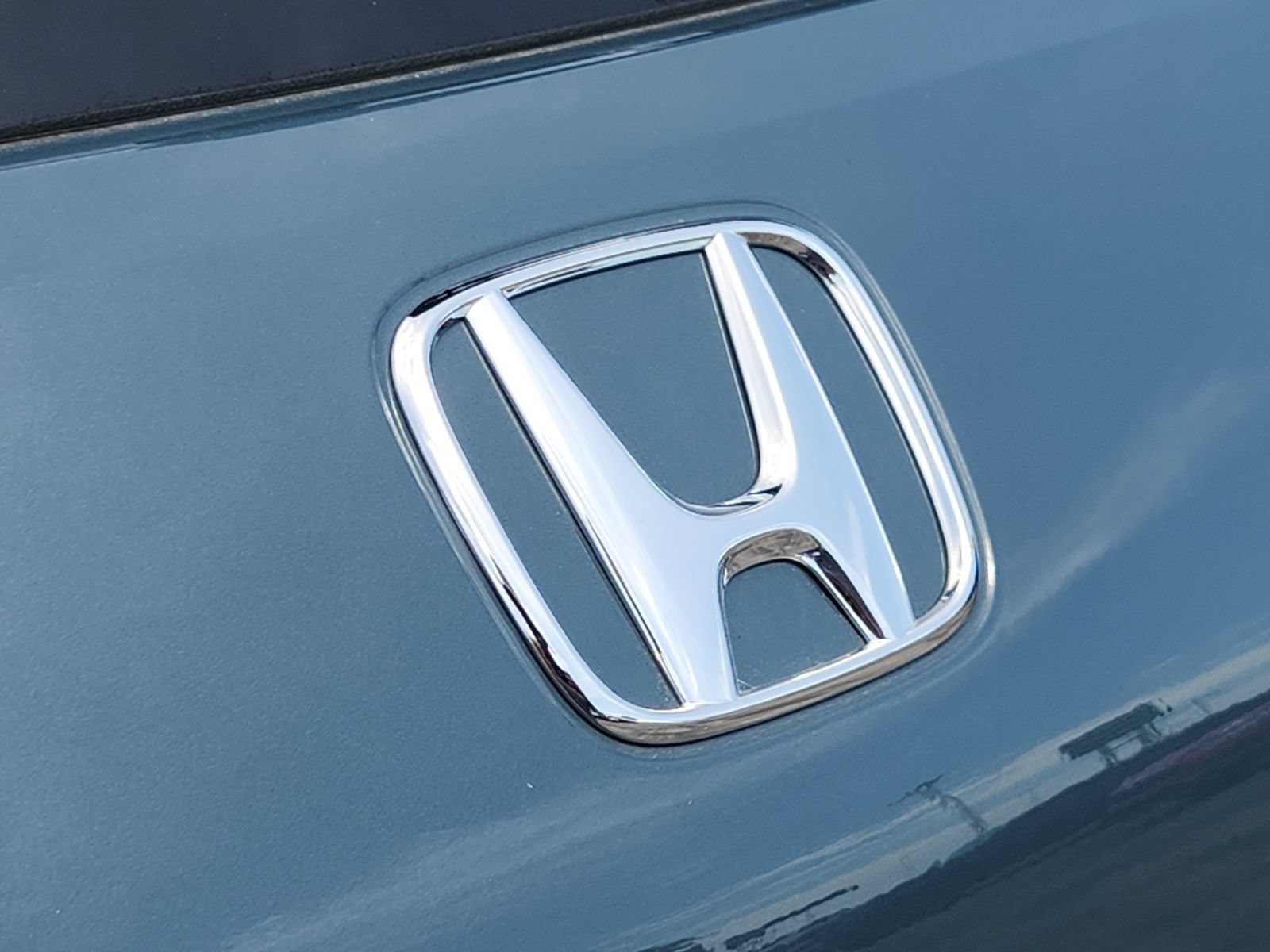 Used 2027 Honda HR-V LX image 12