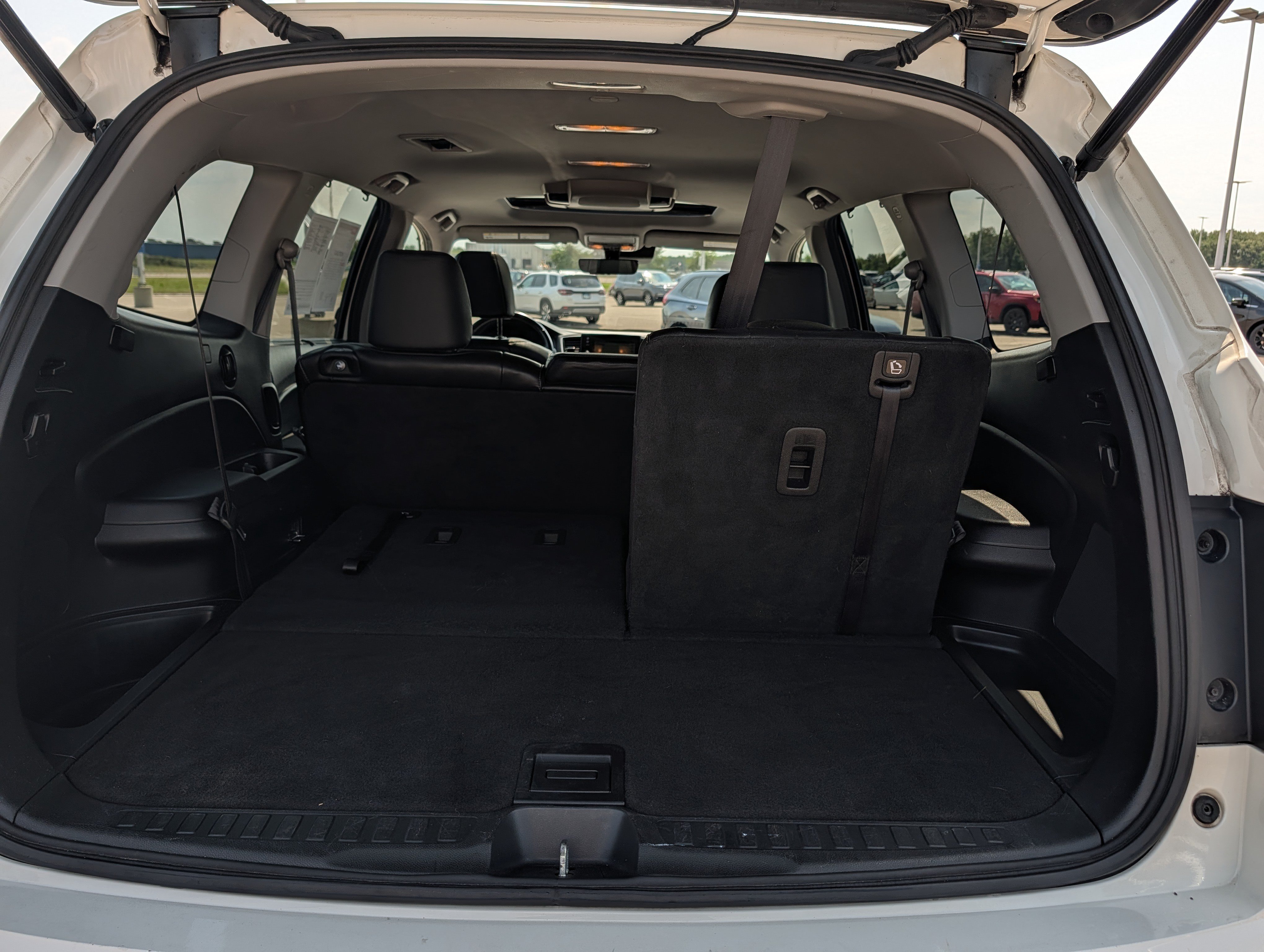Used 2019 Honda Pilot Touring image 18