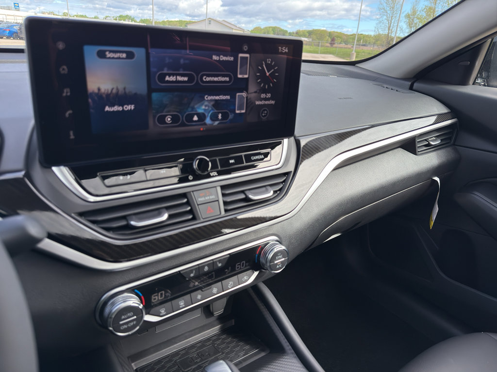 New 2026 Nissan Altima 2.5 SR AWD/4WD image 21