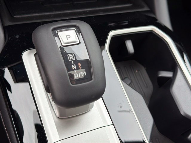 New 2026 Mitsubishi Outlander SEL FWD image 28