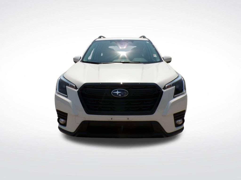Used 2023 Subaru Forester Premium AWD/4WD image 8