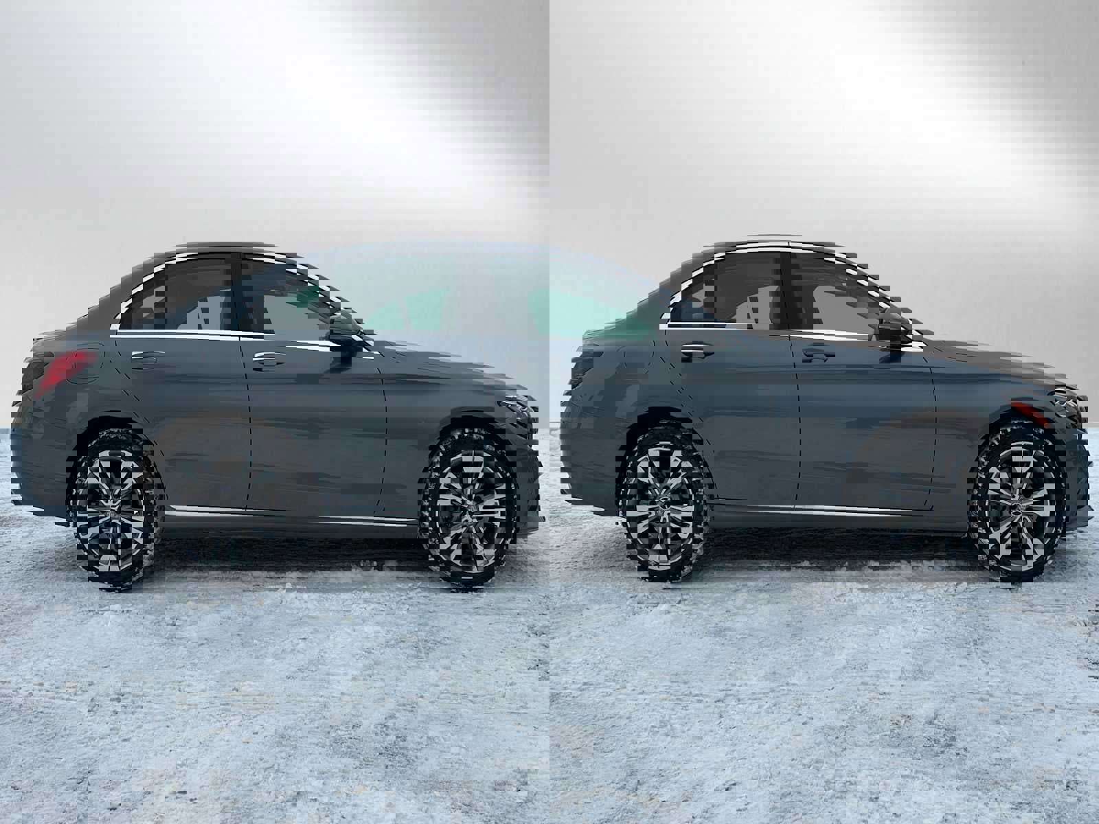 Used 2021 Mercedes-Benz C 300 4MATIC Sedan image 2