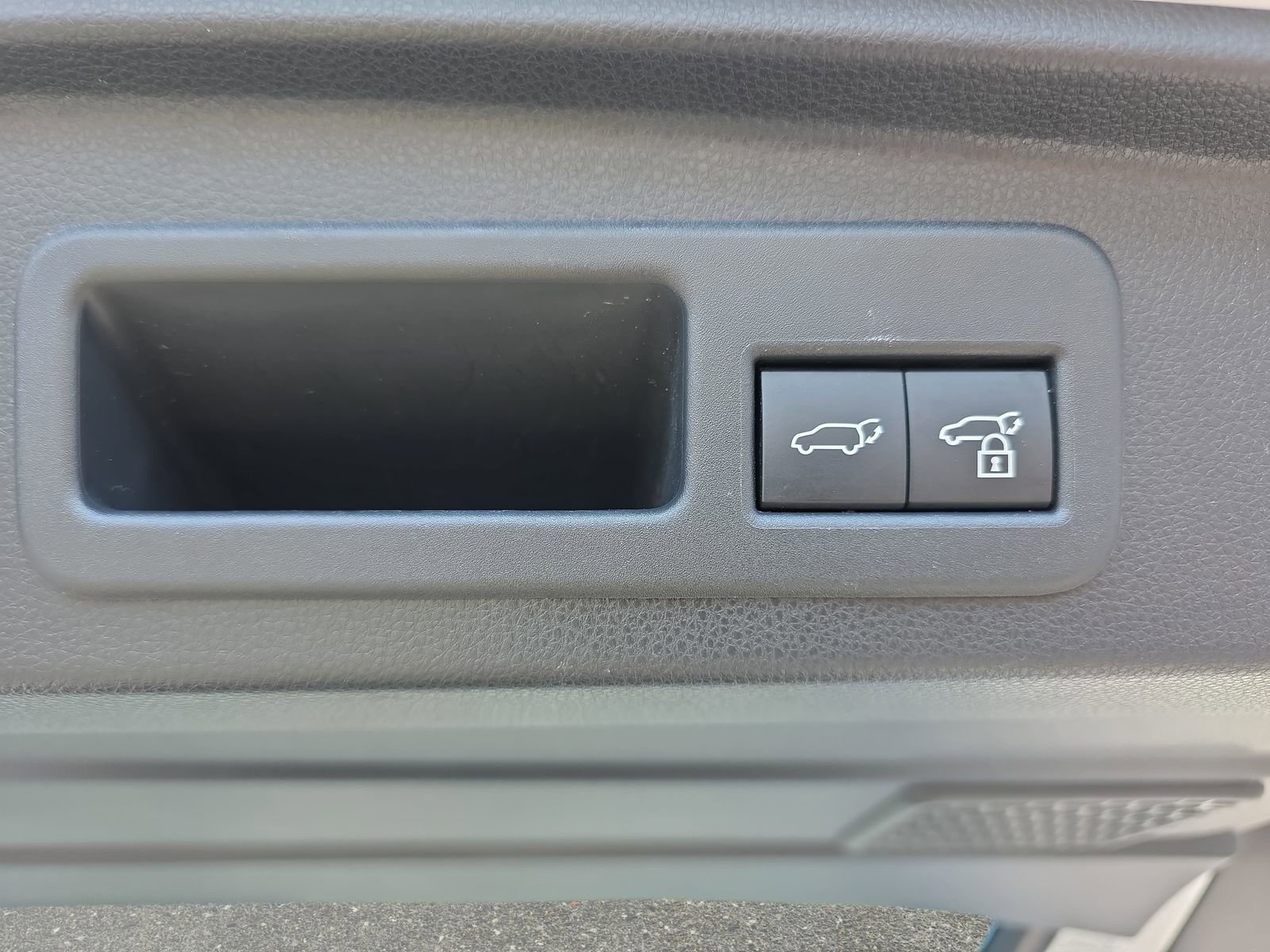Used 2025 Toyota 4Runner TRD Off-Road Premium AWD/4WD image 13