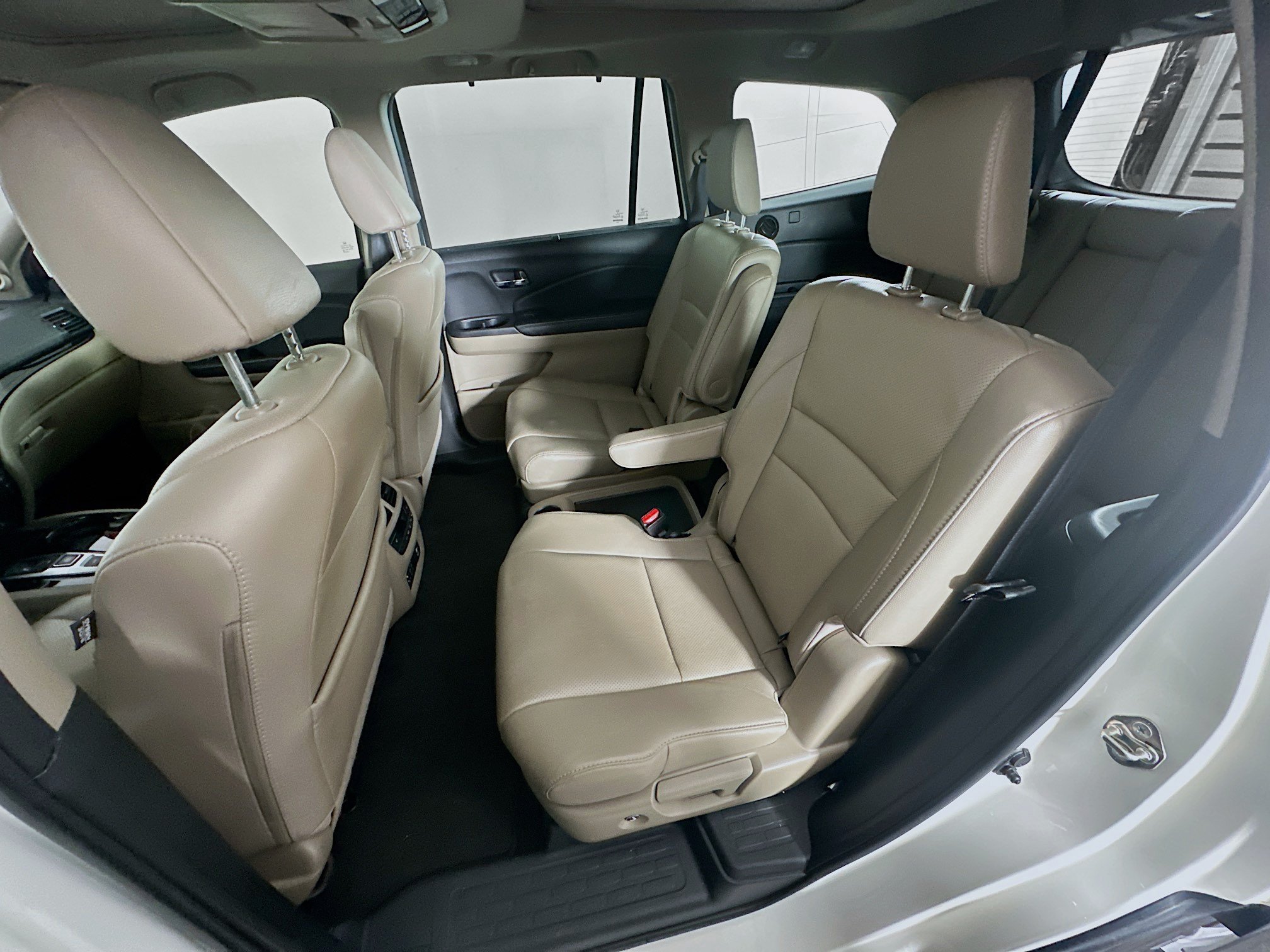 Used 2017 Honda Pilot Elite image 28