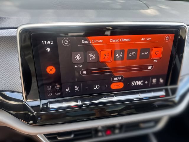 New 2026 Volkswagen Atlas Peak Edition AWD/4WD image 17