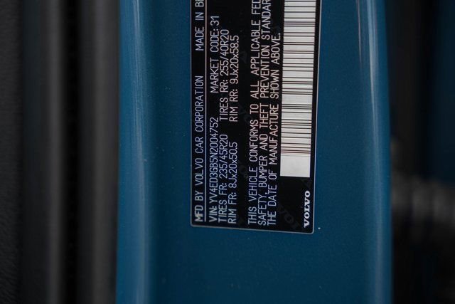 Used 2022 Volvo C40 P8 Recharge Ultimate image 40