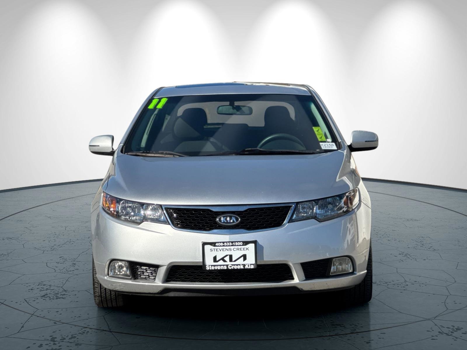 Used 2011 Kia Forte EX w/ Tech Pkg image 9