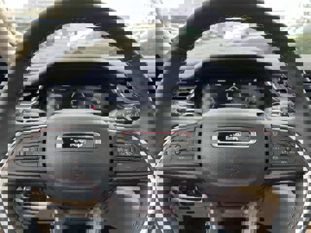 Used 2022 Jeep Grand Cherokee L Limited image 23